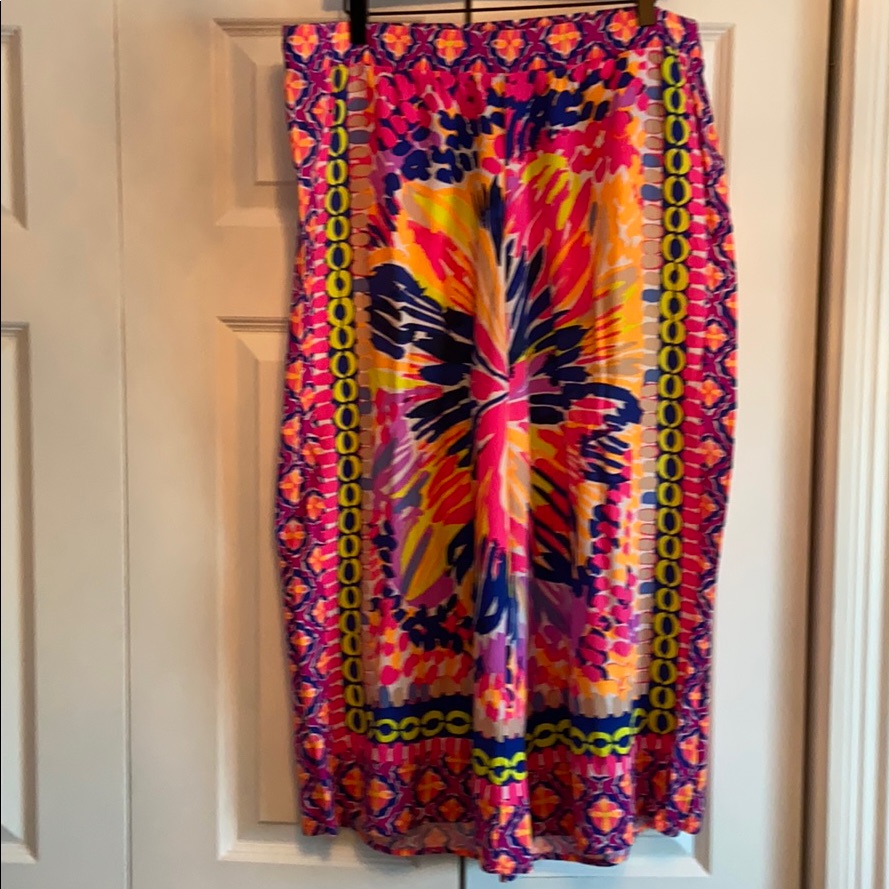 Lilly Pulitzer Bright Pink Multi-Color Cropped Pants
